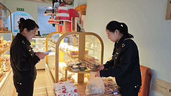 華亭市市場監(jiān)管局開展中秋國慶食品安全專項抽檢